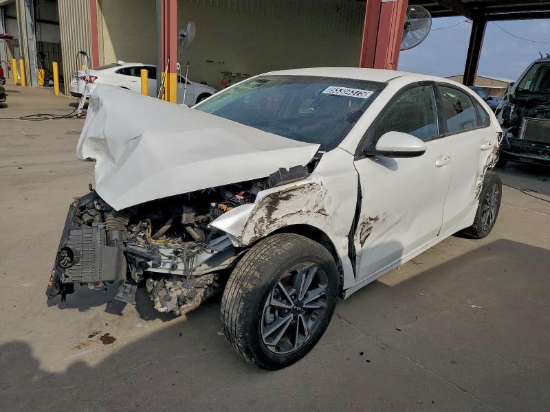 Photo 1 from auction – 2023 KIA FORTE LX with VIN 3KPF24AD5PE595264