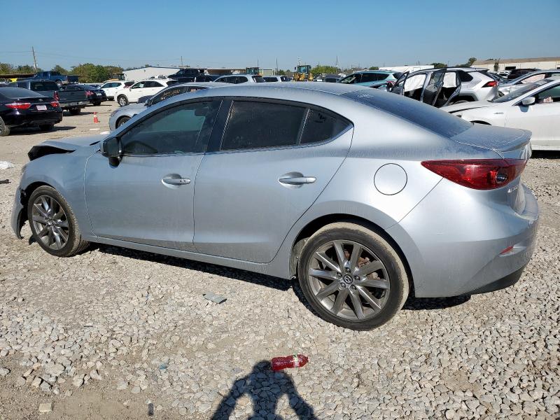Photo 2 from auction – 2018 MAZDA 3 TOURING with VIN 3MZBN1V3XJM208501