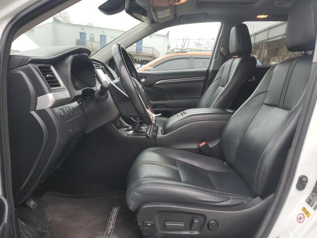 Photo 7 from auction – 2017 TOYOTA HIGHLANDER with VIN 5TDJZRFH4HS514857