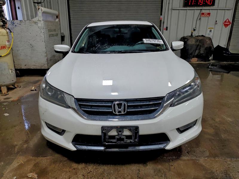 Photo 5 from auction – 2015 HONDA ACCORD SPO with VIN 1HGCR2F57FA243732