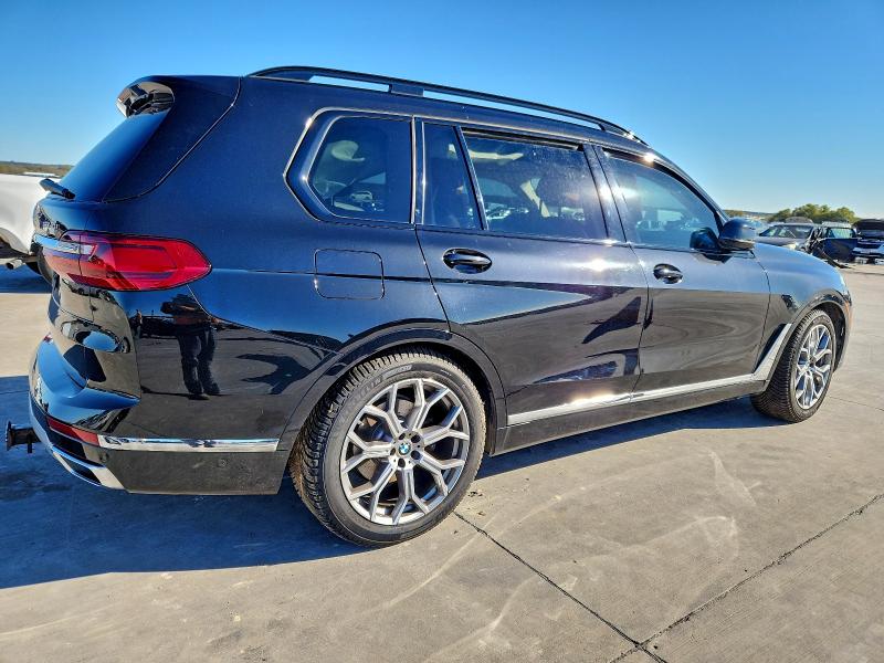 Photo 3 from auction – 2022 BMW X7 XDRIVE4 with VIN 5UXCW2C06N9K82889