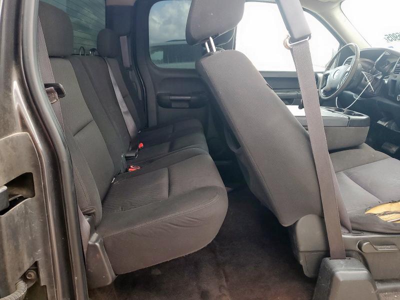 Photo 10 from auction – 2011 CHEVROLET SILVERADO with VIN 1GCRCSE01BZ317979