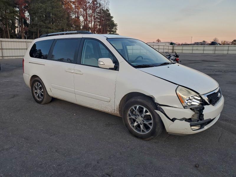 Photo 4 from auction – 2014 KIA SEDONA LX with VIN KNDMG4C78E6539001