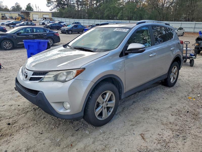 TOYOTA RAV4 XLE 2014 with VIN JTMRFREV0EJ012147 - Photo from auction