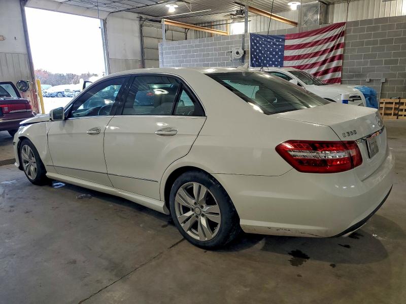 Photo 2 from auction – 2013 MERCEDES-BENZ E 350 BLUE with VIN WDDHF2EB9DA743687