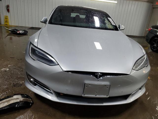 Photo 5 from auction – 2017 TESLA MODEL S with VIN 5YJSA1E20HF218247
