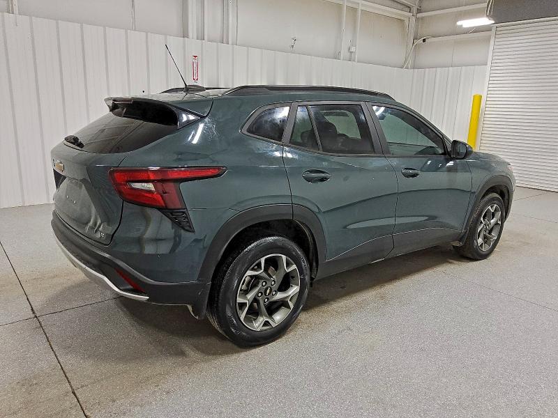 Photo 3 from auction – 2025 CHEVROLET TRAX 1LT with VIN KL77LHEPXSC083543