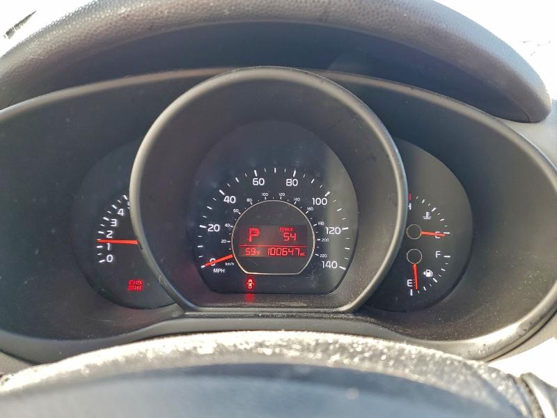 Photo 9 from auction – 2014 KIA SOUL with VIN KNDJN2A26E7713355