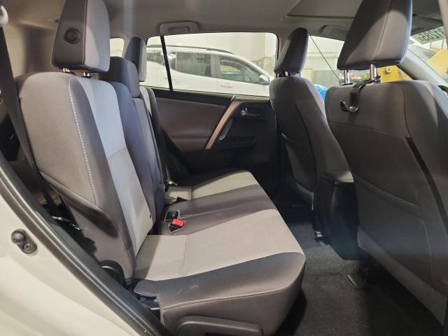 Photo 10 from auction – 2015 TOYOTA RAV4 XLE with VIN 2T3WFREV4FW200191