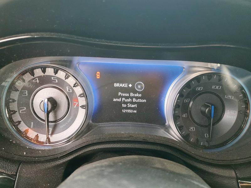 Photo 9 from auction – 2020 CHRYSLER 300 with VIN 2C3CCABGXLH131431