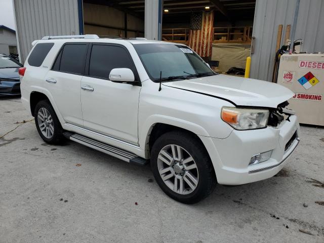 Photo 4 from auction – 2011 TOYOTA 4RUNNER SR with VIN JTEBU5JR2B5037687