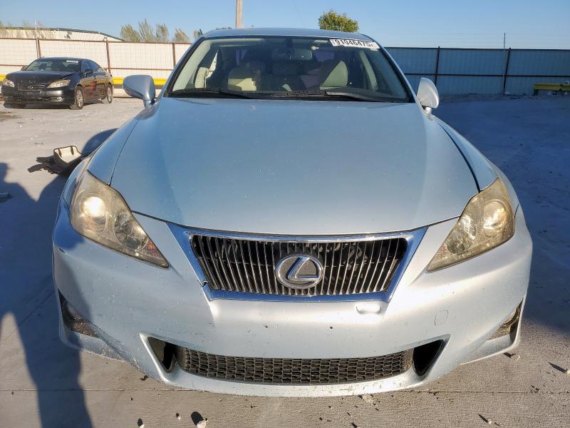 Photo 5 from auction – 2011 LEXUS IS 250 with VIN JTHBF5C26B5132072
