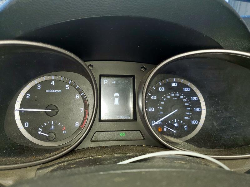 Photo 9 from auction – 2018 HYUNDAI SANTA FE S with VIN 5NMZU3LB1JH079352