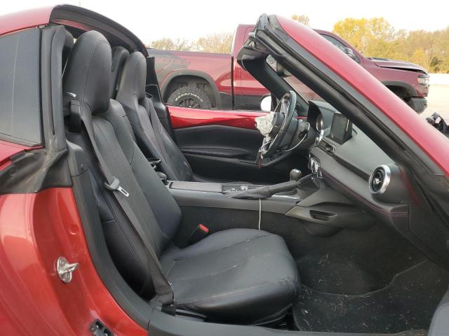 Photo 10 from auction – 2019 MAZDA MX-5 MIATA with VIN JM1NDAM71K0304853
