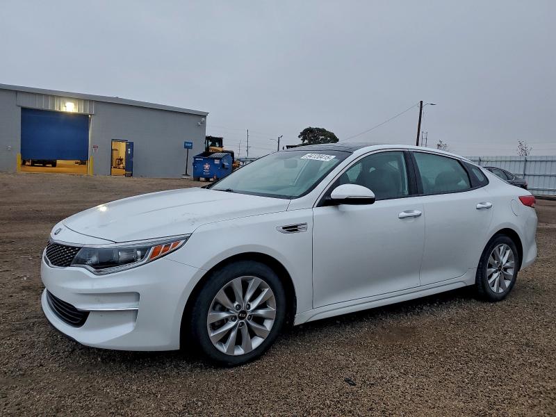 KIA OPTIMA EX 2018 with VIN 5XXGU4L39JG199470 - Photo from auction