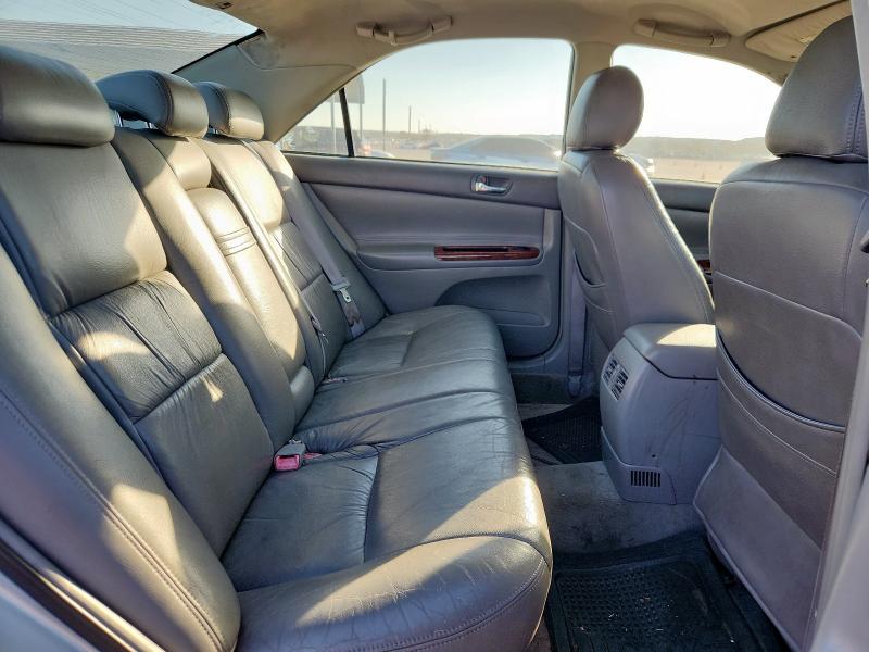 Photo 10 from auction – 2005 TOYOTA CAMRY LE with VIN 4T1BE32K65U975141
