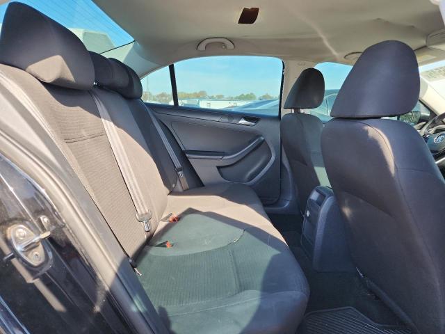 Photo 10 from auction – 2015 VOLKSWAGEN JETTA BASE with VIN 3VW2K7AJ7FM265665
