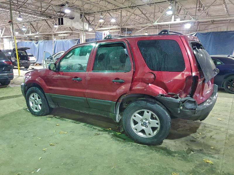 Photo 2 from auction – 2004 FORD ESCAPE XLT with VIN 1FMYU031X4DA04451