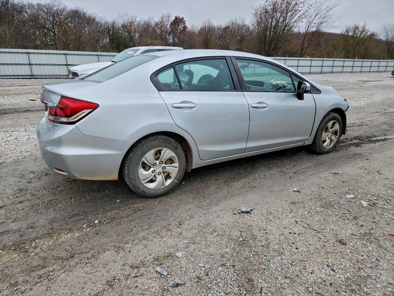 Photo 3 from auction – 2015 HONDA CIVIC LX with VIN 2HGFB2F5XFH566627