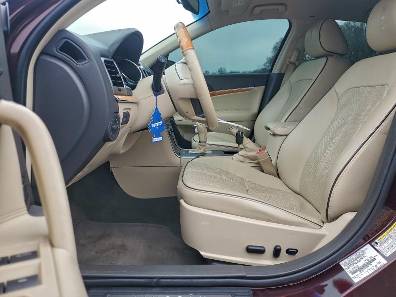Photo 7 from auction – 2011 LINCOLN MKZ with VIN 3LNHL2JC0BR752228