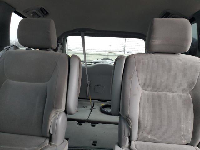 Photo 10 from auction – 2004 TOYOTA SIENNA CE with VIN 5TDZA23C74S192848