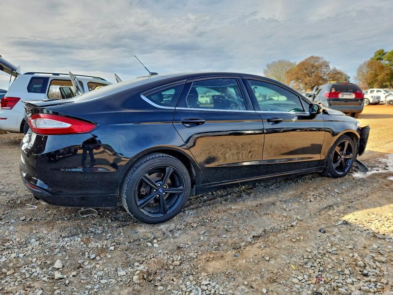 Photo 3 from auction – 2016 FORD FUSION SE with VIN 3FA6P0HD8GR221701