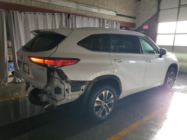 Photo 3 from auction – 2023 TOYOTA HIGHLANDER with VIN 5TDKBRCH7PS122306