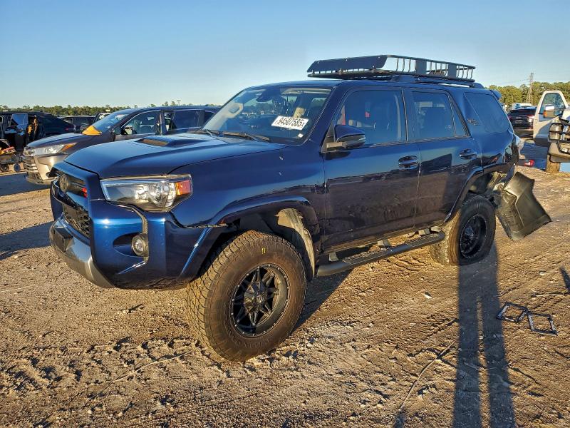 TOYOTA 4RUNNER SR 2021 with VIN JTERU5JR5M5944502 - Photo from auction