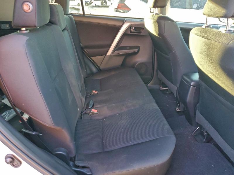 Photo 10 from auction – 2016 TOYOTA RAV4 LE with VIN 2T3ZFREV3GW303357