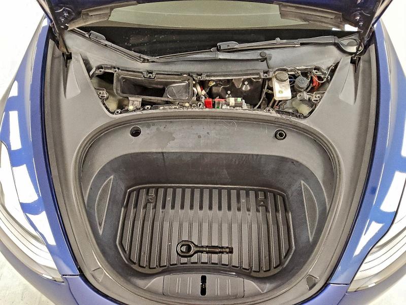 Photo 11 from auction – 2022 TESLA MODEL 3 with VIN 5YJ3E1EA8NF286453