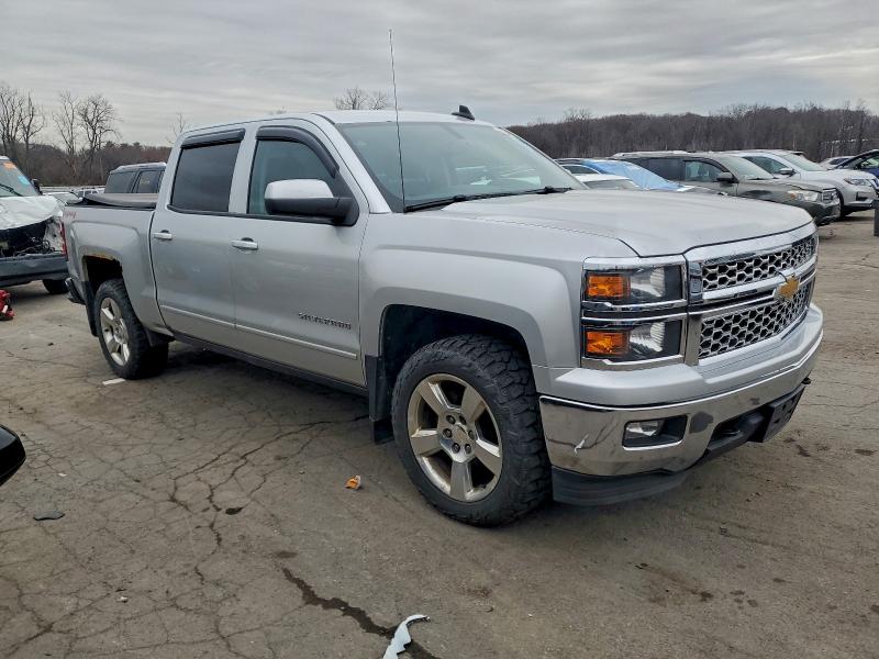 Photo 4 from auction – 2015 CHEVROLET SILVERADO with VIN 3GCUKREC3FG194109