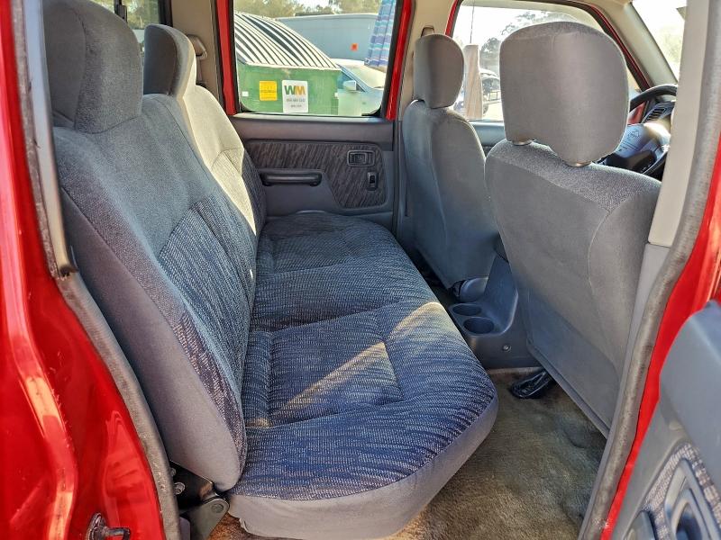Photo 10 from auction – 2000 NISSAN FRONTIER C with VIN 1N6ED27T6YC387621
