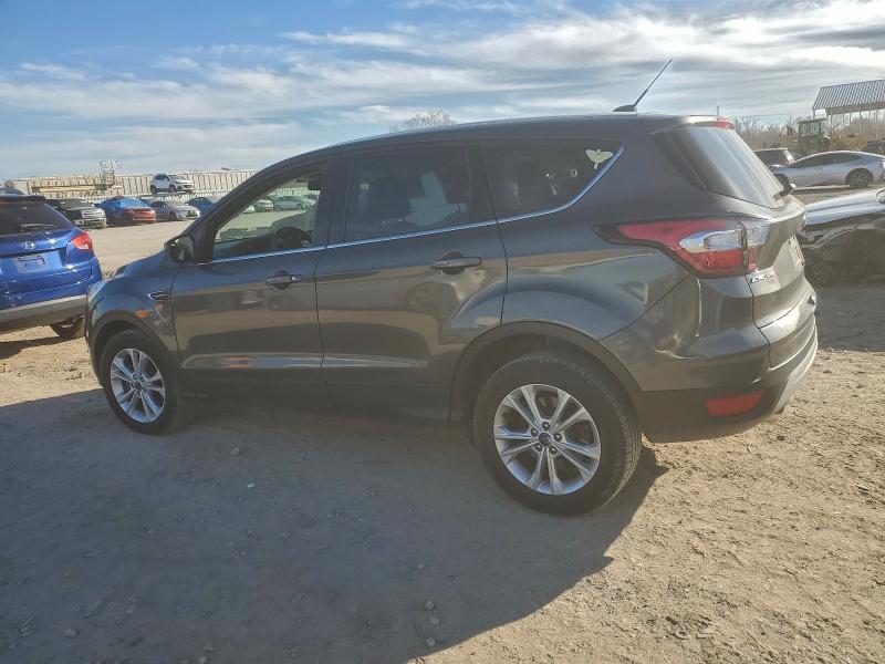 Photo 2 from auction – 2017 FORD ESCAPE SE with VIN 1FMCU0G96HUE53125