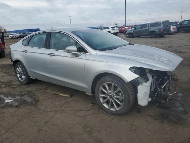 Photo 4 from auction – 2017 FORD FUSION SE with VIN 3FA6P0HD9HR405403