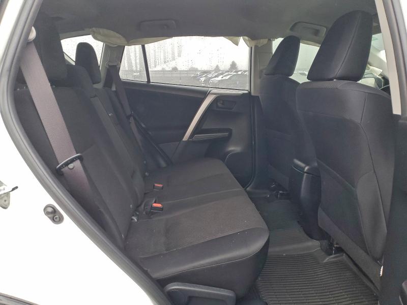 Photo 11 from auction – 2016 TOYOTA RAV4 with VIN JTMBFREV4GJ097837