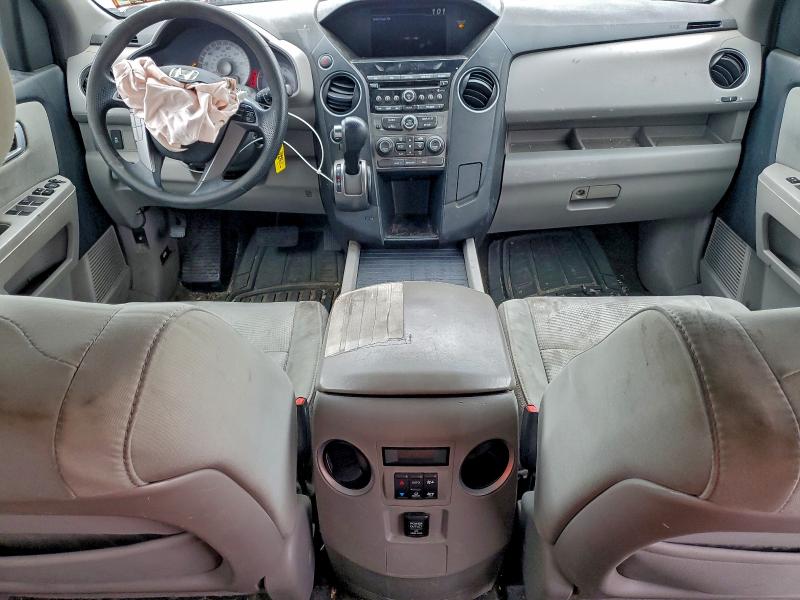 Photo 8 from auction – 2015 HONDA PILOT LX with VIN 5FNYF4H22FB030903