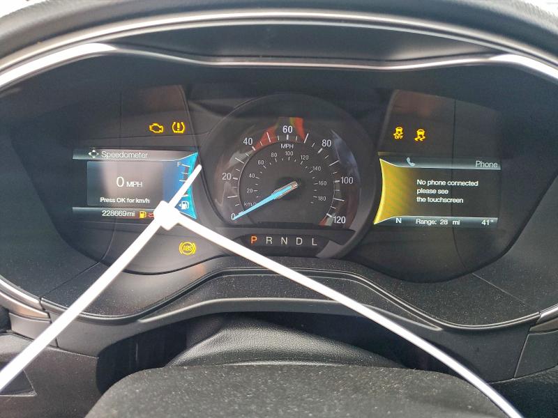 Photo 9 from auction – 2019 FORD FUSION with VIN 3FA6P0LU9KR169186