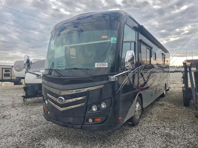 Photo 2 from auction – 2014 MONACO KNIGHT with VIN 51Z4D5648E4060523