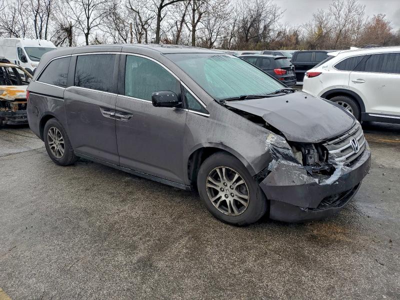 Photo 4 from auction – 2011 HONDA ODYSSEY EX with VIN 5FNRL5H67BB088733