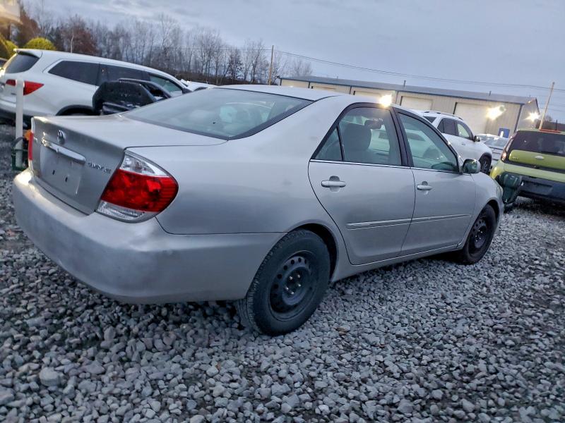 Photo 3 from auction – 2005 TOYOTA CAMRY LE with VIN 4T1BE30K25U546243