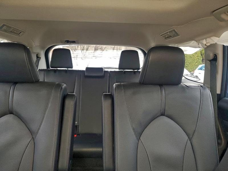 Photo 10 from auction – 2025 TOYOTA GRAND HIGH with VIN 5TDACAB54SS045016
