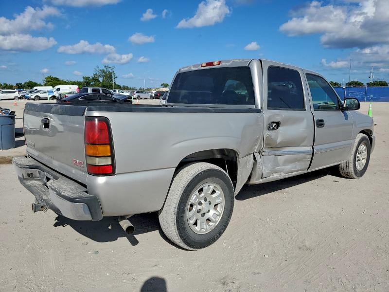 Photo 3 from auction – 2005 GMC NEW SIERRA with VIN 2GTEC13T651392759