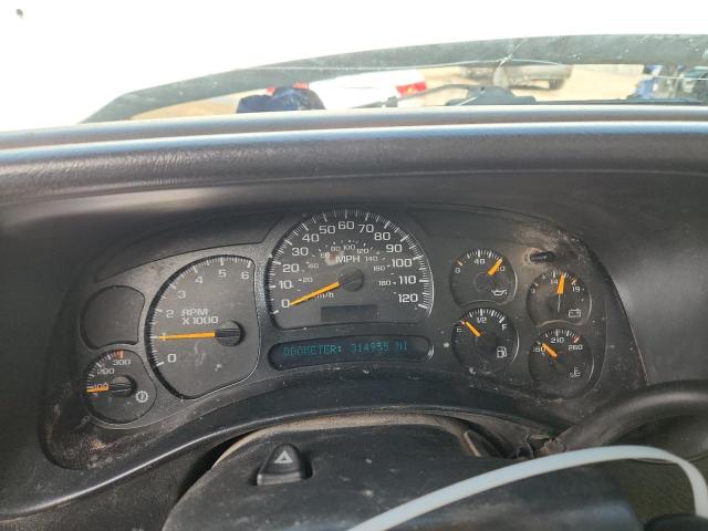 Photo 9 from auction – 2005 CHEVROLET SILVERADO with VIN 1GCHK23U95F929468