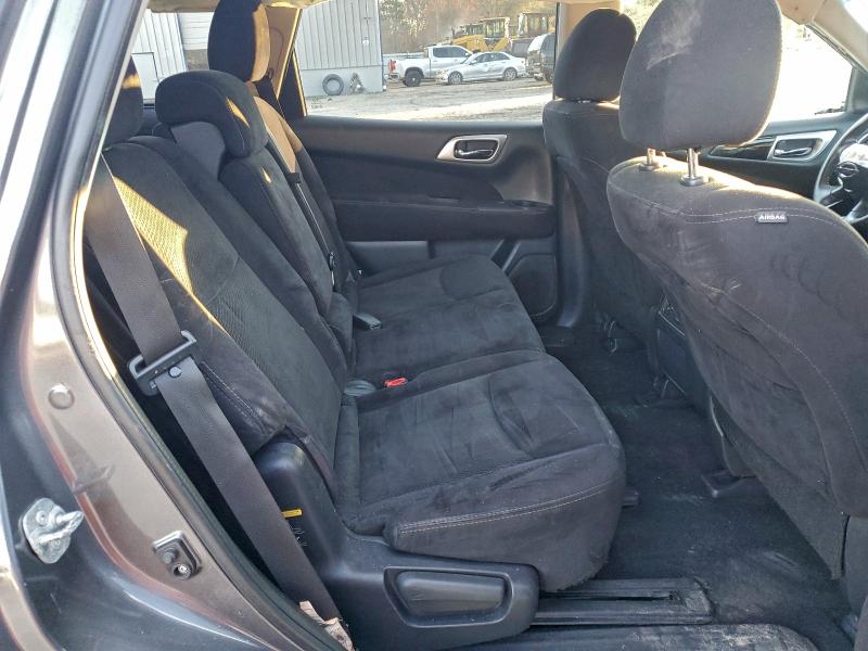 Photo 11 from auction – 2015 NISSAN PATHFINDER with VIN 5N1AR2MN0FC616859