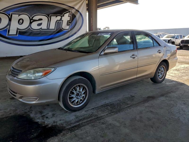 TOYOTA CAMRY LE 2003 with VIN 4T1BE32K63U121568 - Photo from auction