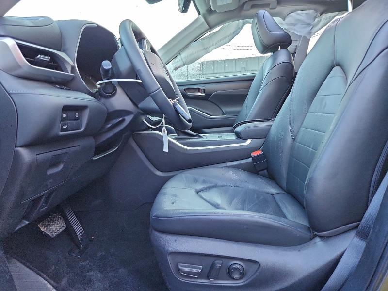 Photo 7 from auction – 2025 TOYOTA HIGHLANDER with VIN 5TDKDRAH5SS555595