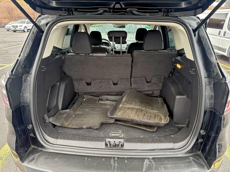 Photo 13 from auction – 2018 FORD ESCAPE SE with VIN 1FMCU9GD0JUA75530