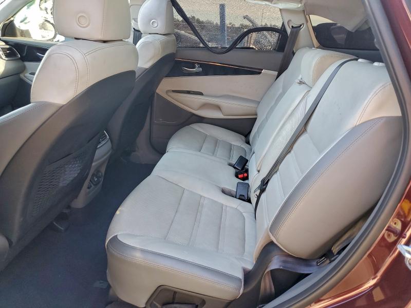 Photo 11 from auction – 2018 KIA SORENTO with VIN 5XYPK4A51JG370637