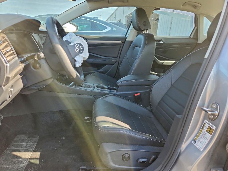 Photo 7 from auction – 2024 VOLKSWAGEN JETTA SE with VIN 3VWEM7BU4RM092708