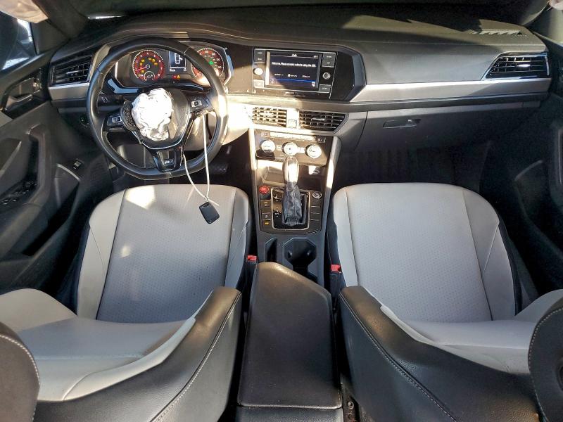 Photo 8 from auction – 2019 VOLKSWAGEN JETTA with VIN 3VWC57BU6KM107218